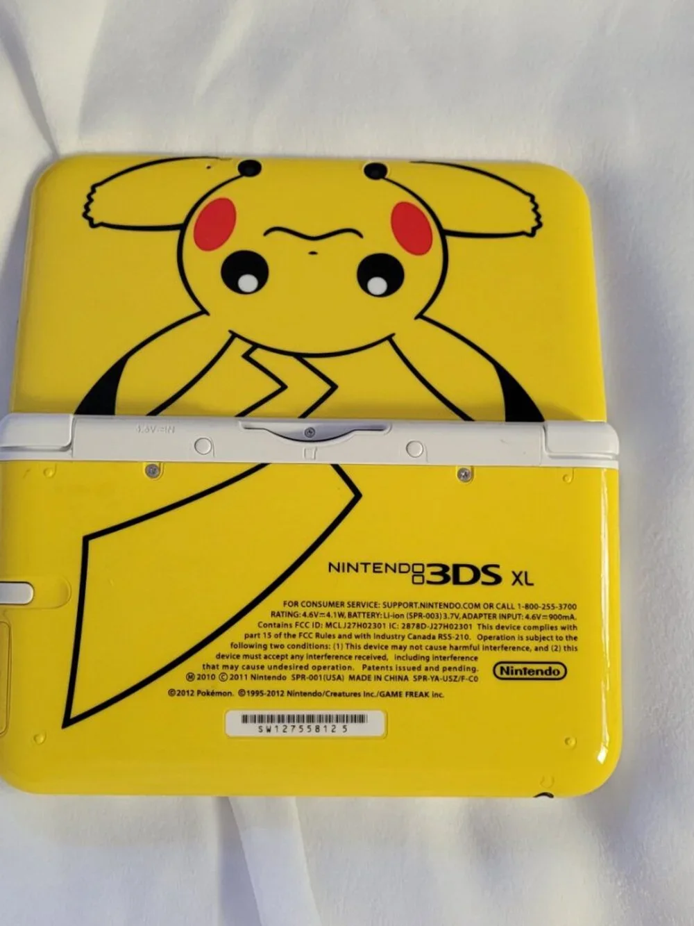 Nintendo 3DS XL Pikachu Edition - Picture 4 of 11